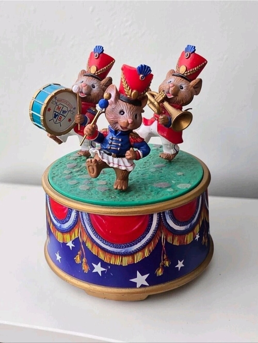 Vintage 1994 Enesco Mini Mouseicians Music Box When Saints Go Marching In Works!